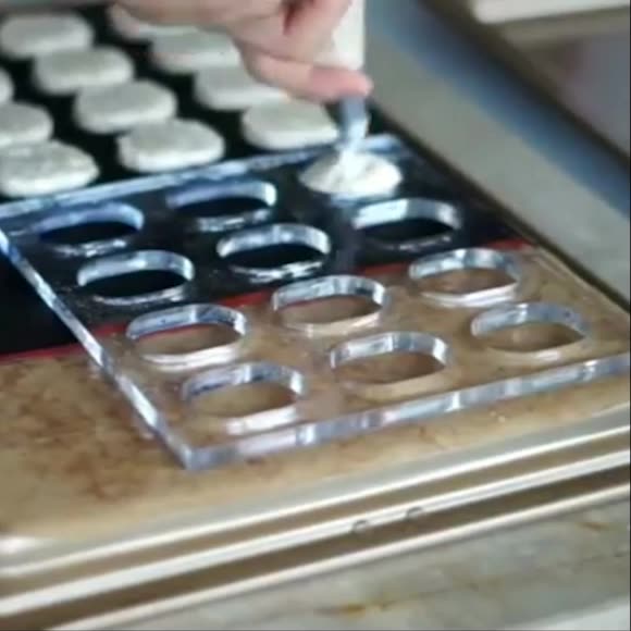 Acrylic Dacquoise Western Past - огляд і ціна Kitchen Gadgets For Arthritic Hands