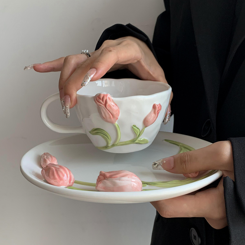 Tulip Ceramic Mug Embossed Flo - огляд і ціна Kitchen Gadgets Wholesale