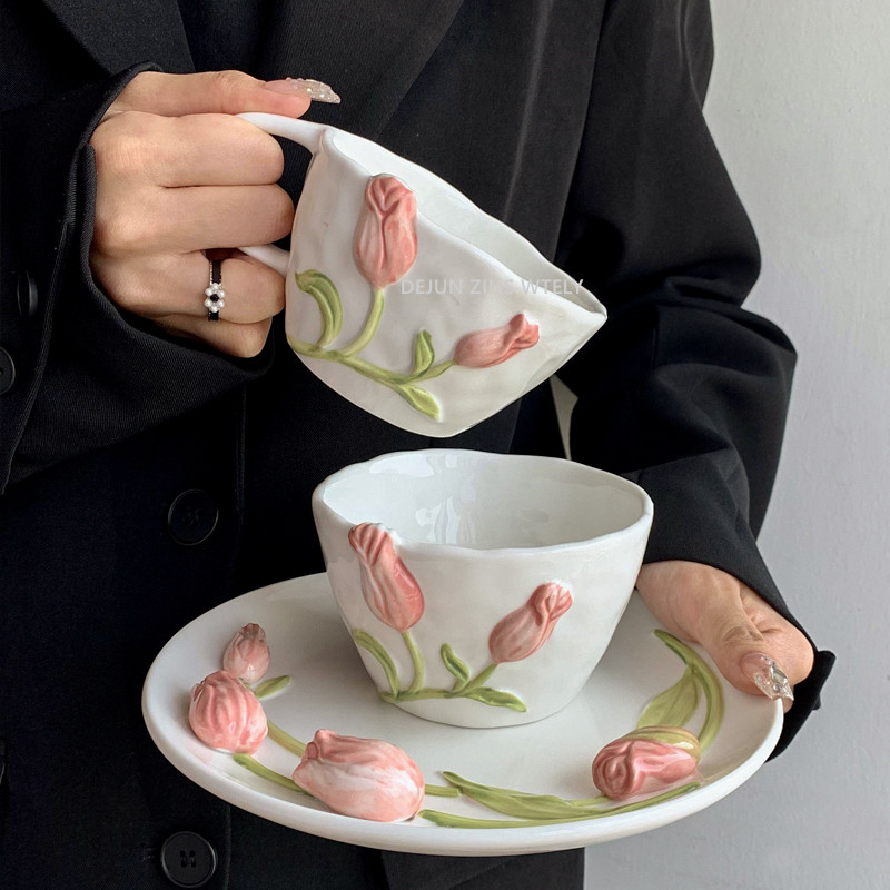 Tulip Ceramic Mug Embossed Flo - огляд і ціна Kitchen Gadgets Wholesale