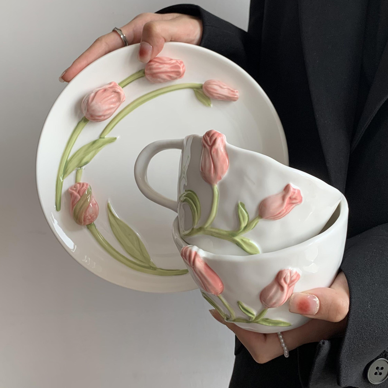 Tulip Ceramic Mug Embossed Flo - огляд і ціна Kitchen Gadgets Wholesale